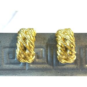 Ann Taylor Vintage Clip Earrings Heavy Gold Tone RARE‎ Statement Earrings
